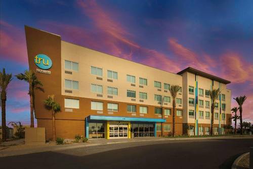 Tru by Hilton Goodyear Phoenix West