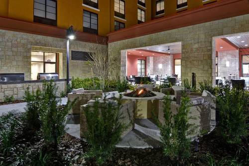 Home2 Suites by Hilton Orlando Flamingo Crossings