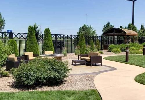 Courtyard By Marriott Salina