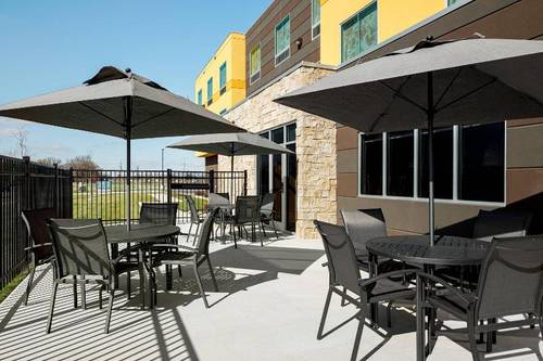 Fairfield Inn & Suites By Marriott Salina