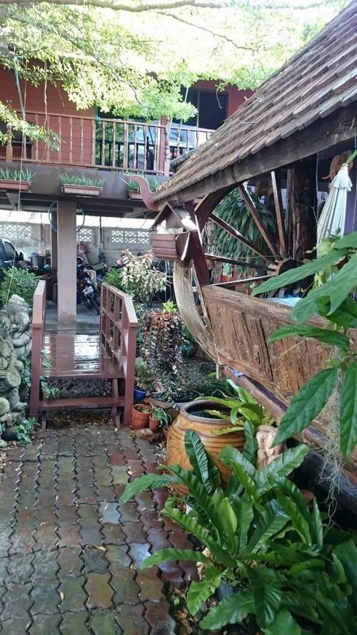 Baan Somboon Guesthouse