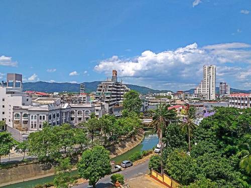 Sing Golden Place Hotel
