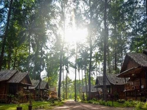 Eco Lanta Hideaway Beach Resort