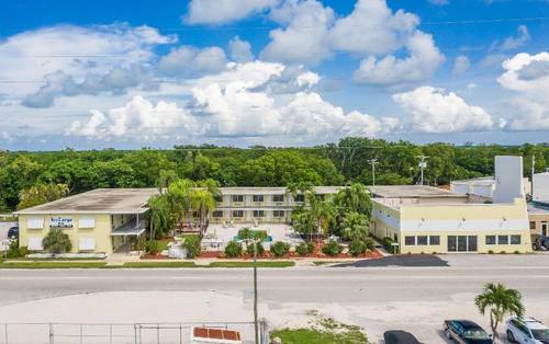 Key Largo Inn, a smoke-free property