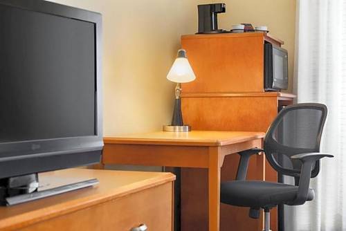 Fairfield Inn & Suites Toledo Maumee