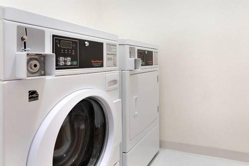 Fairfield Inn & Suites Midland