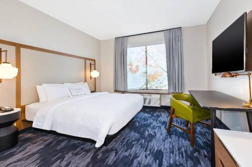 Fairfield Inn & Suites By Marriott Cincinnati Airp
