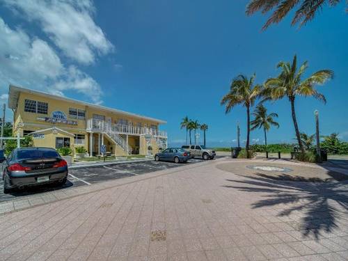 Paradise Oceanfront Hbh
