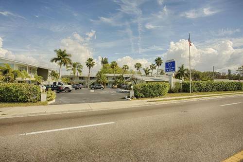 Regency Inn & Suites