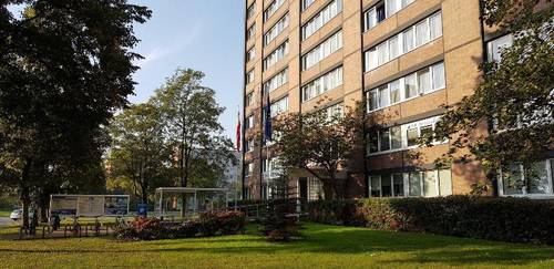 Ga Stehaus La Tten Klein
