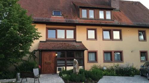 Wildkra Uterhotel
