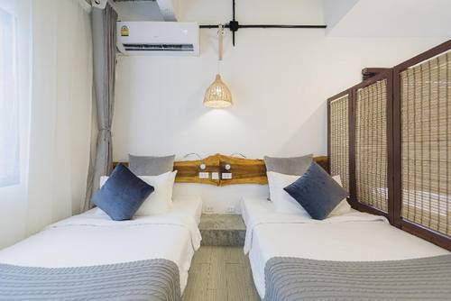 Yolo Bangkok Boutique Hotel