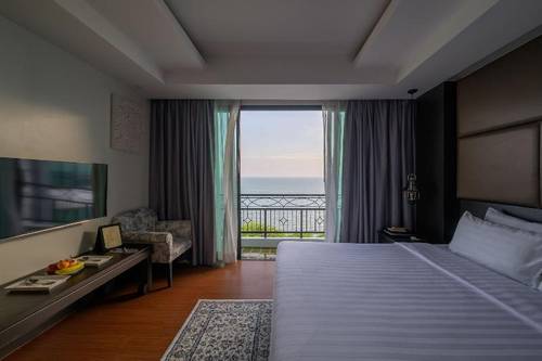 Bay Beach Resort