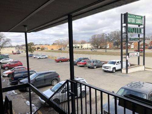 Allen Park Motor Lodge