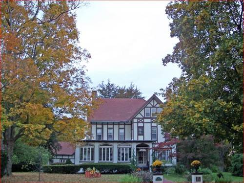 Vintage Gardens Bed & Breakfast