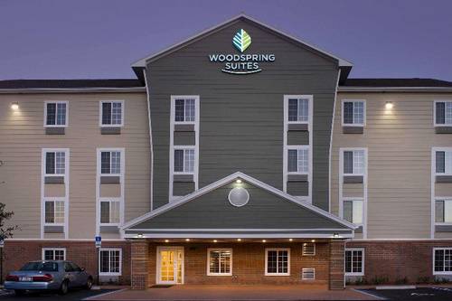 Woodspring Suites Lake Worth