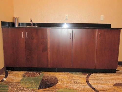 Cobblestone Inn & Suites - Marquette/Prairie du Ch
