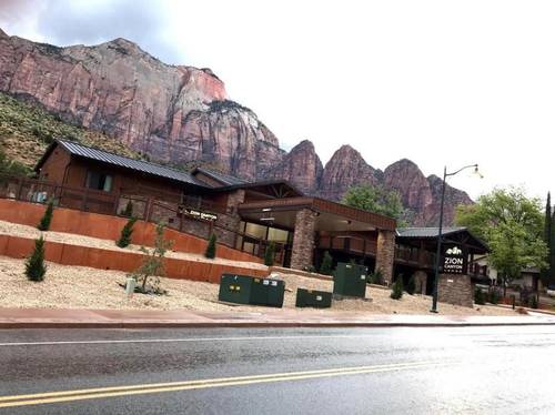 Zion Canyon Lodge