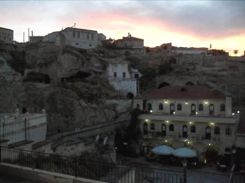 Jerveni Cave Hotel
