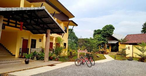 Baan Sakuna