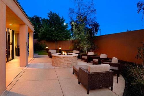 Courtyard By Marriott Kokomo
