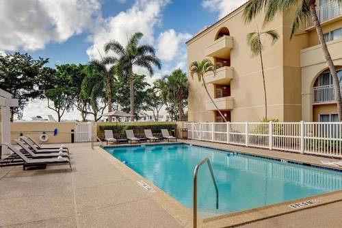 Courtyard By Marriott Fort Lauderdale North/Cypres