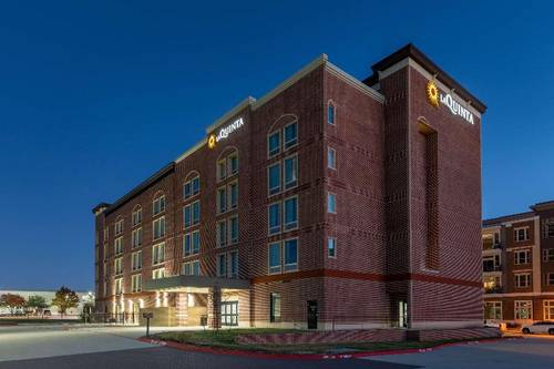La Quinta Inn & Suites Frisco Fieldhouse North