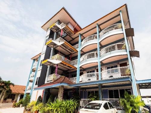 1157 Ploy Pailin Place