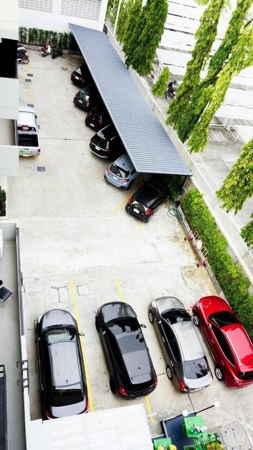 B-Black Hotel Chonburi