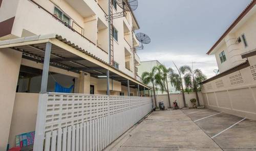 Poon Sook Apartment