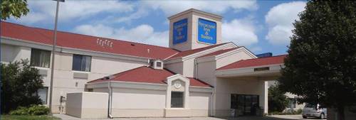 Syracuse Inn & Suites