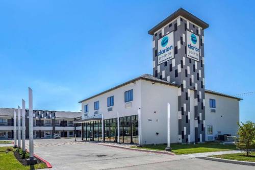 Clarion Pointe Port Arthur