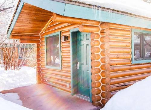 Flying Saddle Resort