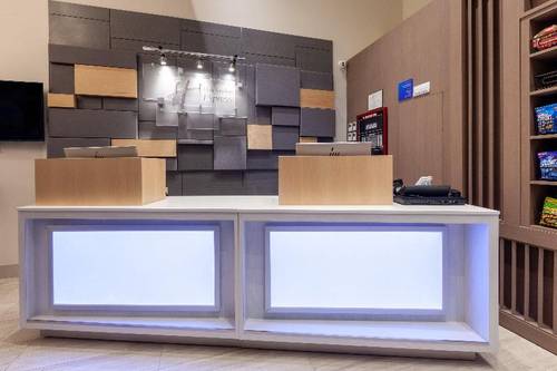 Holiday Inn Express NYC Brooklyn - Sunset Park