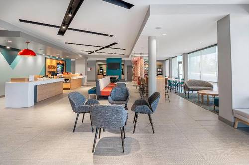 Avid Hotel Milwaukee West - Waukesha