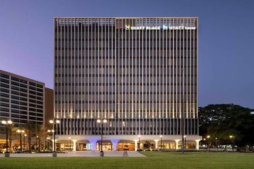 Hyatt House LAX / Century Blvd