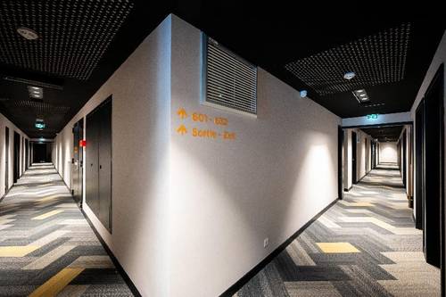 Staycity Aparthotels Paris La Defense