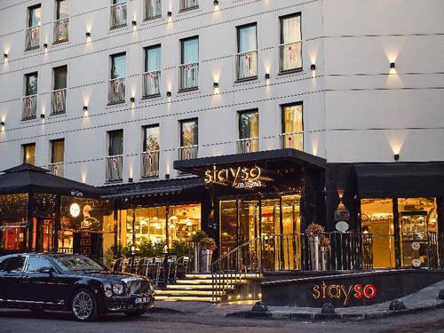 Stayso The House Hotel