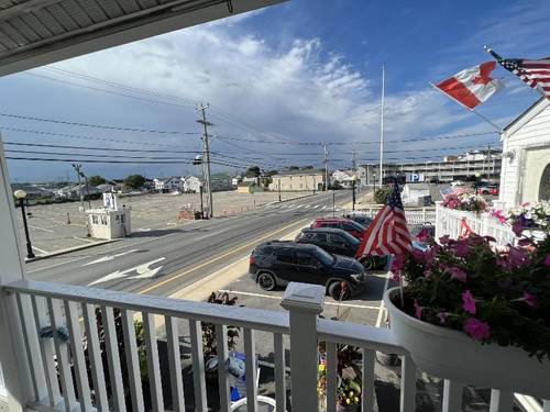 Ships Inn Hotel