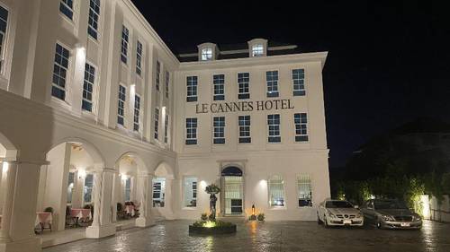 Le Cannes Hotel