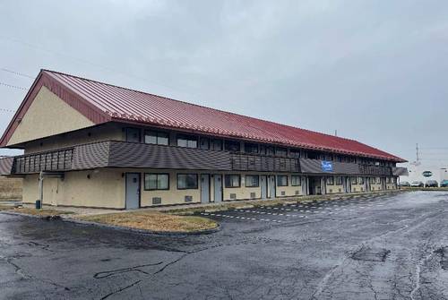 Travelodge By Wyndham Holland/Toledo