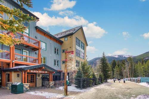 Jackpine & Black Bear Condominiums