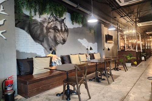 J Place Hotel by ZUZU