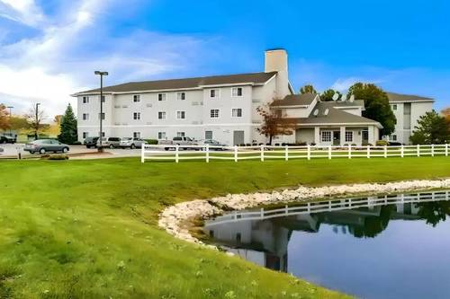 Rodeway Inn Fishers IN