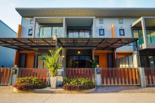 Nice Villa by ZUZU