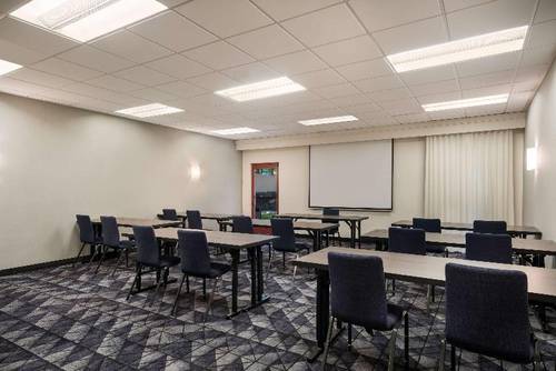 Sonesta Select San Jose Airport