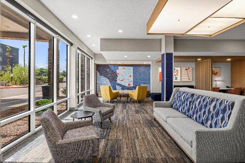 Holiday Inn Express And Suites Phoenix West Tolles