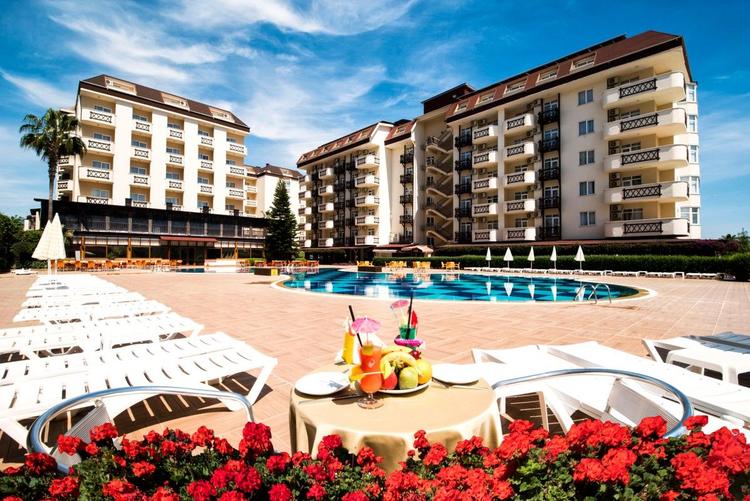 Hotel Titan Garden