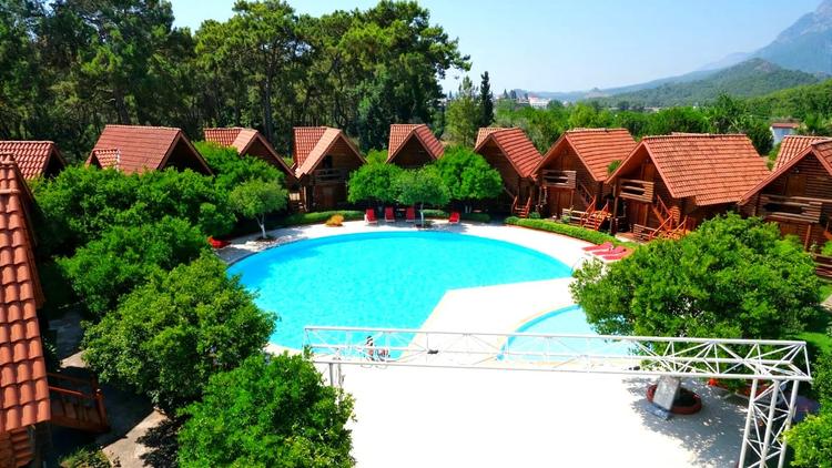 Woodline Hotel