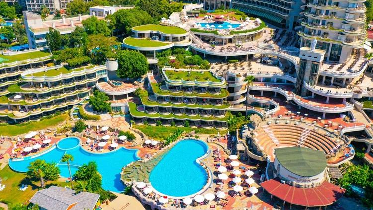 Crystal Sunrise Queen Luxury Resort & Spa